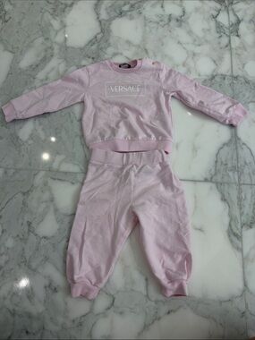 Versace Baby light pink two-piece sweatshirt + sweatpants set